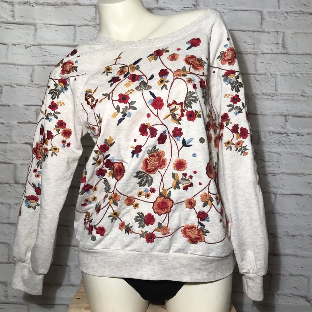 ➡️BRAEVE⬅️Anthropologie Embroidery Sweatshirt
